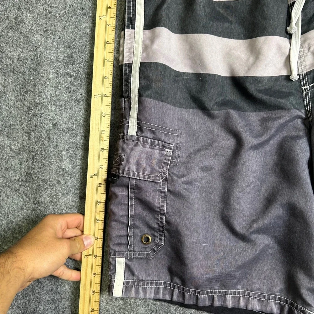 Ocean Pacific OP Striped Cargo Board Shorts Grey Black Y2K Skater Mens Size M